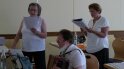 Drei Damen musizieren bei der Landesfrauentagung der Sudetendeutschen Landsmannschaft.