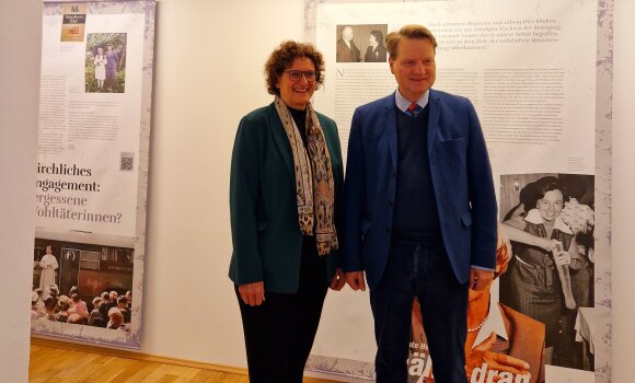 2023, Ausstellung Frauen und Kinder 2, 1